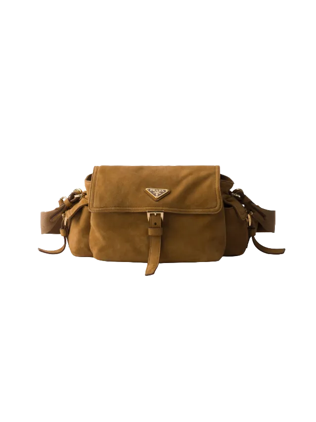 Kabelka přes rameno Explore medium v semiši, PRADA, 2 800 €