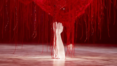 Chiharu Shiota a síla identity: „Můj původ se ukázal jako krystal po vypaření vody.“ 