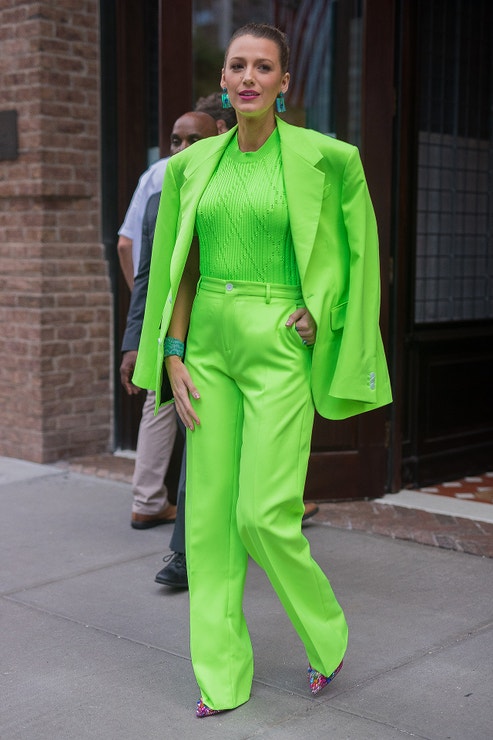 Blake Lively (má na sobě kostým Versace), New York, srpen 2018