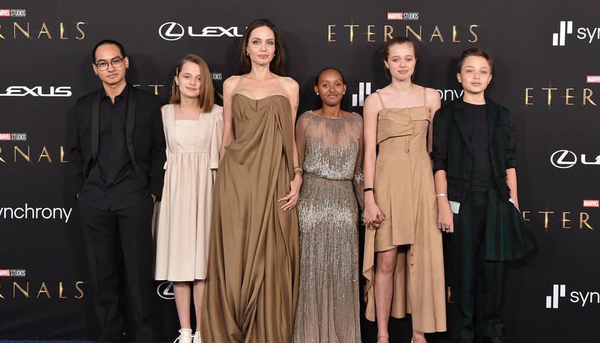 Hvězdná premiéra Eternals: Dcera Angeliny Jolie zazářila v oscarových šatech