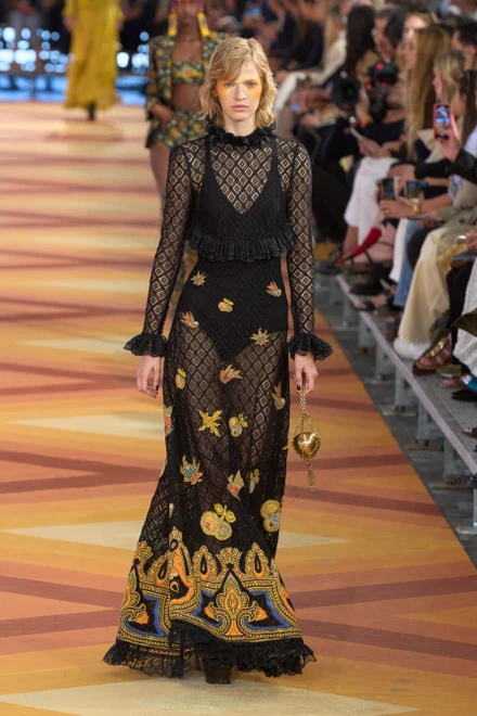 Autor: Courtesy of Etro / Daniele Oberrauch / Gorunway.com
