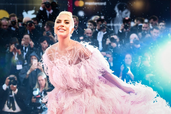 Lady Gaga v šatech Valentino