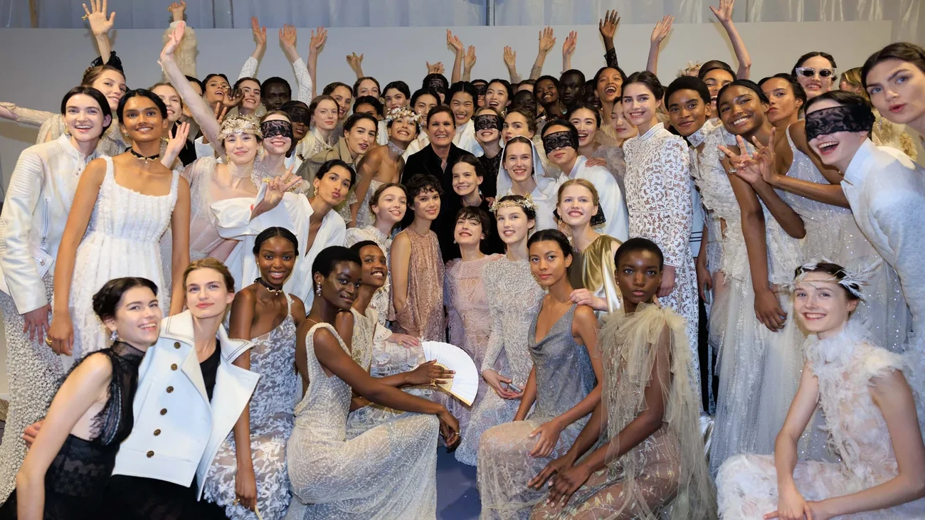 Zákulisí přehlídky cruise 2026, DIOR