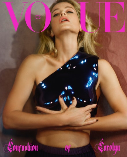 Carolyn Murphy v topu a sukni Tom Ford na titulní stránce únorové Vogue Czechoslovakia