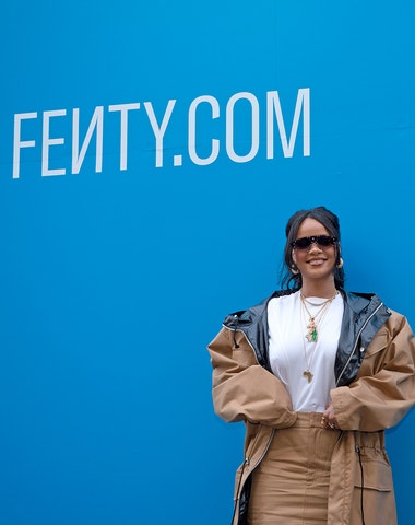 Rihanna zve do zákulisí Fenty