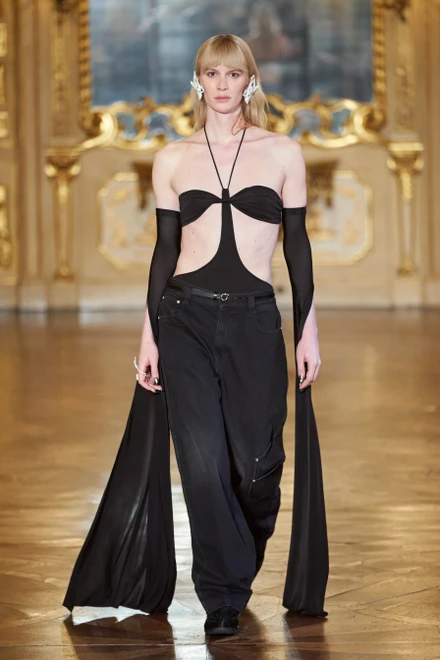 Autor: Courtesy of Trussardi / Alessandro Lucioni / Gorunway.com