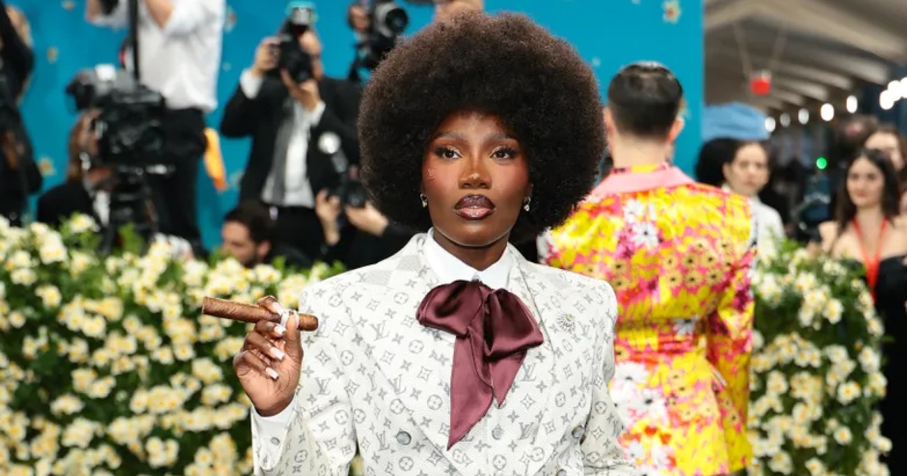 Doechii debutovala na Met Gala 2025 v šortkách