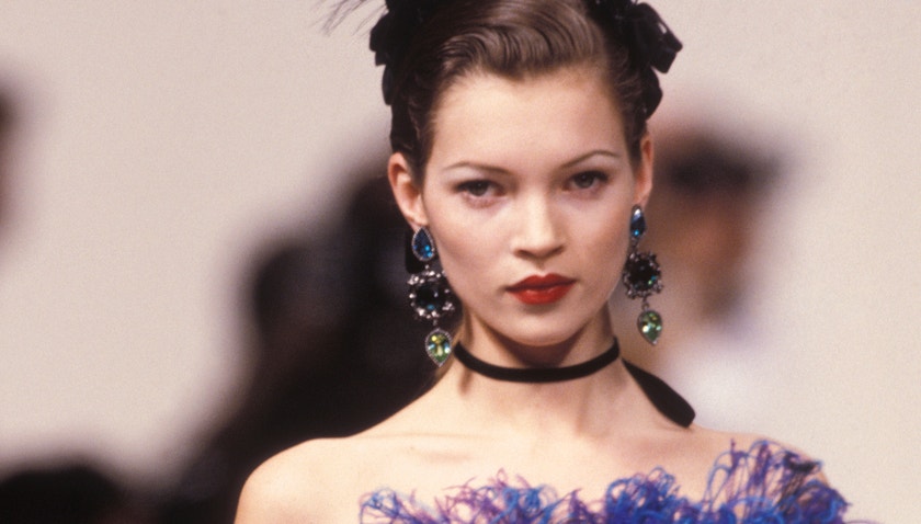 Nejlepší narozeninové looky královny večírků Kate Moss