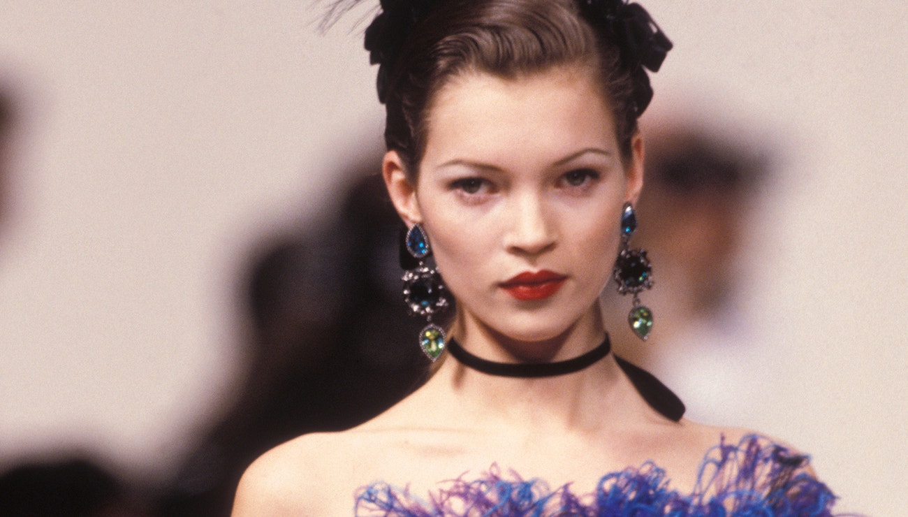 Nejlepší narozeninové looky královny večírků Kate Moss