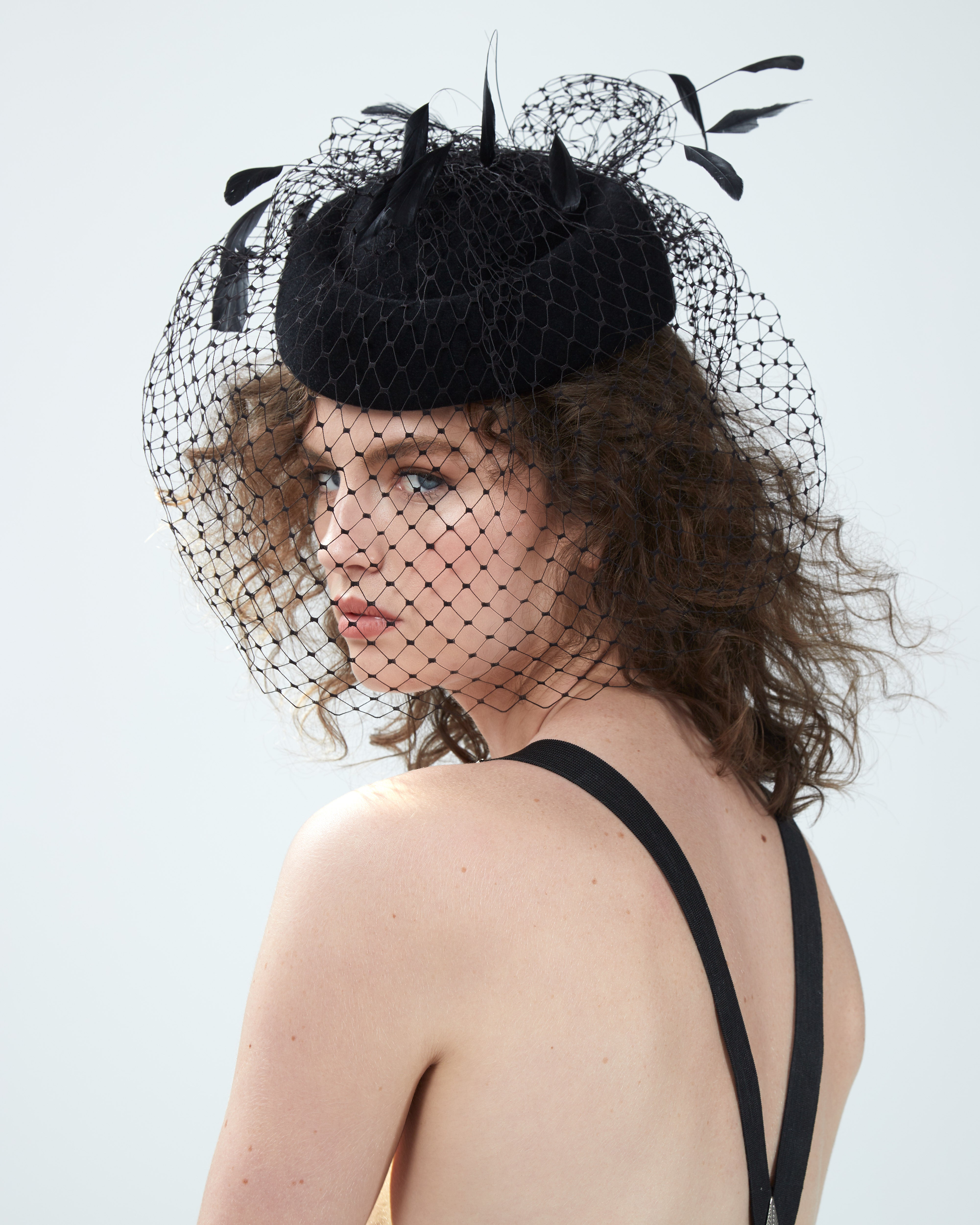 Klobouk a kalhoty, oboje vintage Neiman Marcus Klobouk a kalhoty, oboje vintage Neiman Marcus