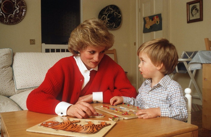 Princezna Diana s princem Williamem v Kensingtonském paláci, 22. října 1985            Autor: Tim Graham Photo Library/Getty Images